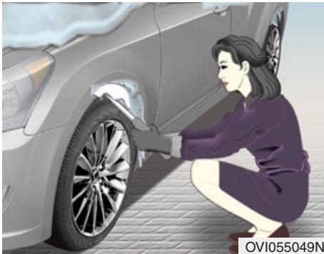 HYUNDAI Equus (2009-2016) - CONDUITE HIVERNALE - 1