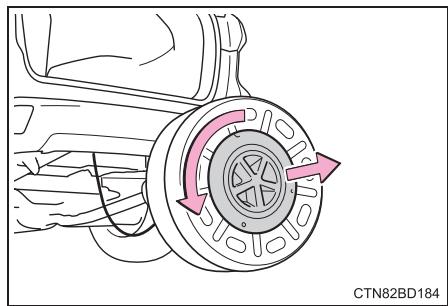 TOYOTA Highlander (2014) - Accès à la roue de secours - 12