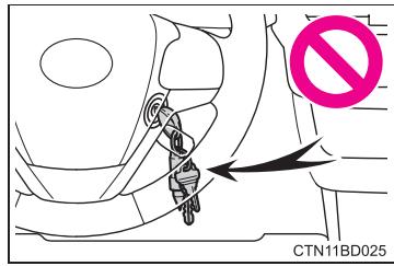 TOYOTA Highlander (2014) - Precautions concerning les coussins gonflables SRS - 2