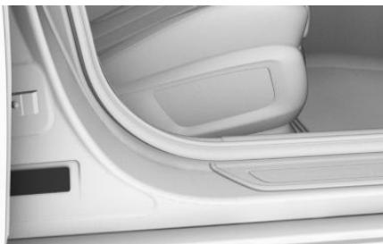 BMW Série 3 Hybride Rechargeable (2019-2022) - Plaque constructeur sur le côté droit - 1