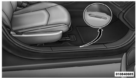 Chrysler 200 Cabriolet (2012) - NUMERO D'IDENTIFICATION DU VEHICULE - 2