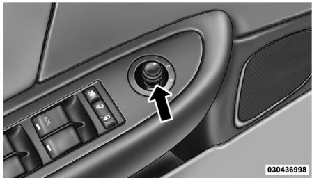 Chrysler 200 Cabriolet (2012) - Rétroviseurs à commande électrique - 1