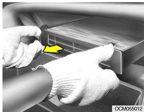 HYUNDAI Santa Fe 2 (2006-2009) - CONTROLE ET REMPLACEMENT DES FUSIBLES - 2