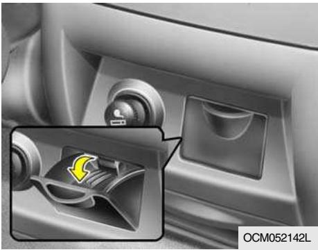 HYUNDAI Santa Fe 2 (2006-2009) - CENDRIER ARRIERE (Si installé) - 1