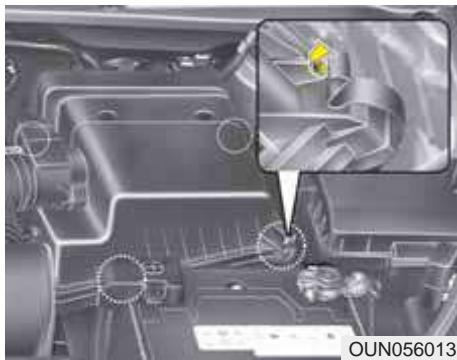 KIA Carens UN (2006-2010) - Remplacement du filtré - 1