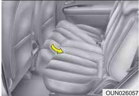 KIA Carens UN (2006-2010) - Excepté en Europe - 3