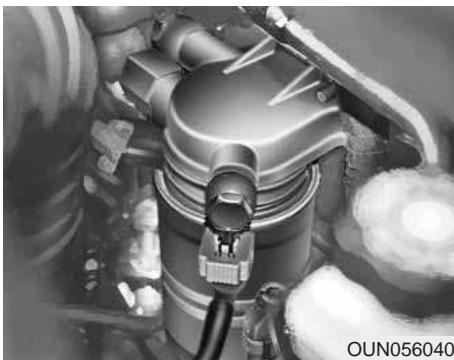 KIA Carens UN (2006-2010) - ATTENTION - 2