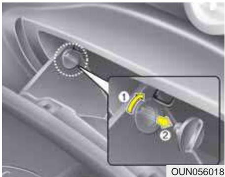 KIA Carens UN (2006-2010) - Remplacement du filtré - 1