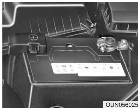 KIA Carens UN (2006-2010) - BATTERIE - 1