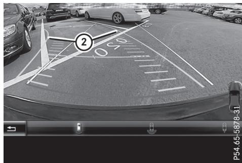 Mercedes-Benz Classe C (2014-2018) - Stationnement en marche arrêté (en épi) avec braquage du volant - 1