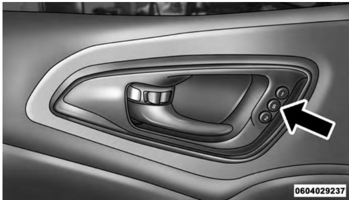 Chrysler 200 (2017) - SIÉGE À MÉMOIRE DU CONDUCTEUR - SELON L'ÉQUIPEMENT - 1