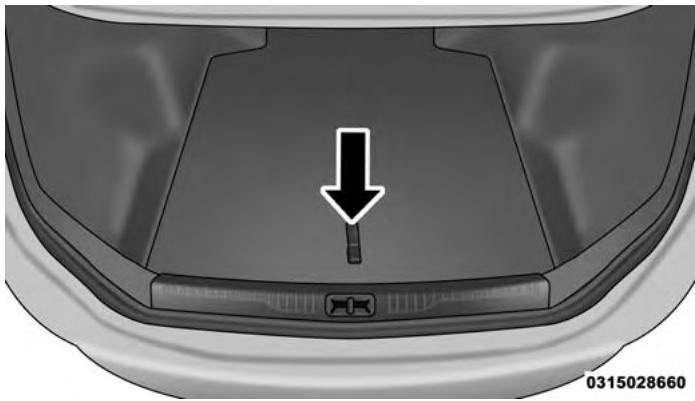 Chrysler 200 (2017) - Emplacement du cric et rangement de la roue de secours - 1