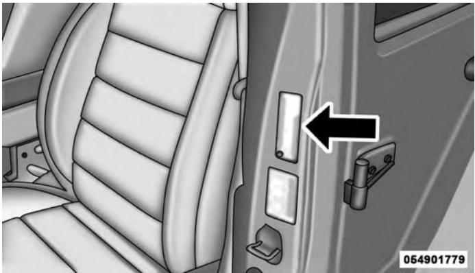 Chrysler 200 (2017) - Charge et pression des pneus - 2