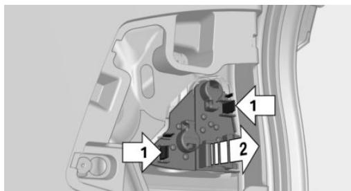 BMW X1 Phase 1 (2015-2019) - Remplacement des feux de marche arrêté, des feux antibrouillard arrêté et des feux arrêté - 1