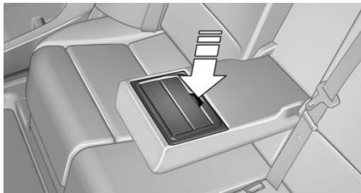 BMW X1 Phase 1 (2015-2019) - À l'arrière - 1