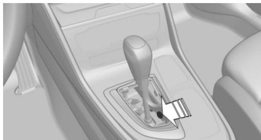 BMW X1 Phase 1 (2015-2019) - Déverrouillage manuel du blocage de la boîte de vitesses - 2