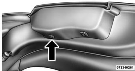 DODGE Journey (2014) - Remplacement du feu de recul - 1