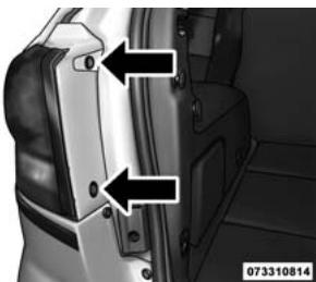 DODGE Journey (2014) - Remplacement du clignotant arrière - 1