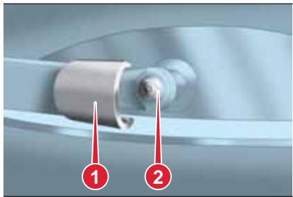 Abarth 500 3 Phase 2 (2015-2023) - REEMPLACEMENT DU BALAI D'ESSUIE-GLACE ARRIÈRE - 1