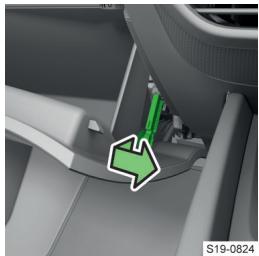SKODA Octavia 4 (2020-2023) - Accès aux fusibles - conduite à droite - 1