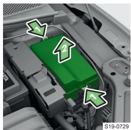 SKODA Octavia 4 (2020-2023) - Accès aux fusibles - 1