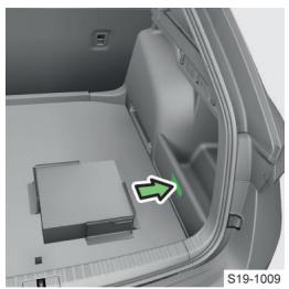 SKODA Octavia 4 (2020-2023) - Compartiment de rangement avec les éléments Cargo Cargo-dans le coffre à bagages - 1