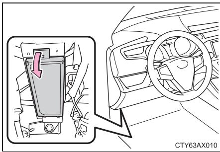 TOYOTA Avalon (2013) - Vérification et remplacement des fusibles - 2
