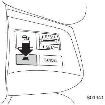 SUBARU Impreza (2015) Système d'aide à la conduite EyeSight - ■ Modification de la distance de sécurité en accord avec le vehicule devant - 1