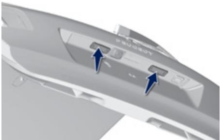 PEUGEOT 308 2 2016 - Troisième feu de stop (diodes électroluminescentes-LED) - 1