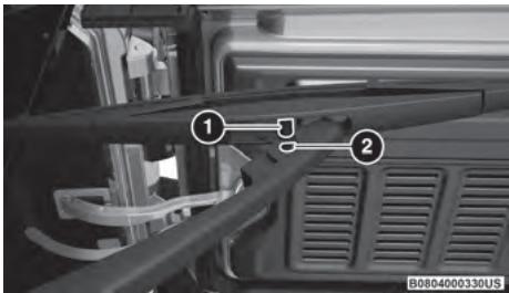 JEEP Wrangler (2024) - Dépose/Pose du balai d'essuie-glace arrrière - 3