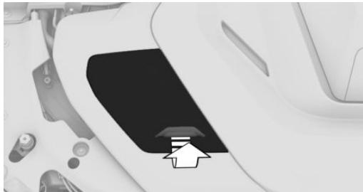 BMW Série 4 Gran Coupé (2024) - Contrôle du niveau de liquide de refroidissement - 1