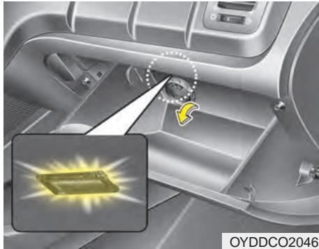 KIA Forte (2012-2016) - Lampe de boîte à gants - 1