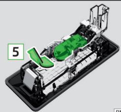 SKODA Fabia 3 Phase 1 (2015-2017) - Remplacement de l'ampoule de l'éclairage de la plaque d'immatriculation - 3