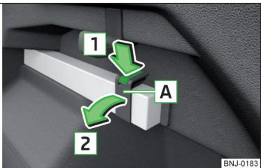 SKODA Fabia 3 Phase 1 (2015-2017) - Trousse de secours et triangle de présignalisation - 3