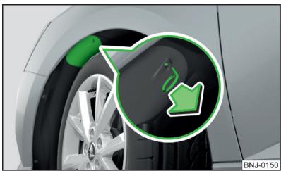 SKODA Fabia 3 Phase 1 (2015-2017) - Retirer/insérer le couvercle du passage de roue avant - 1