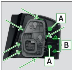 SKODA Fabia 3 Phase 1 (2015-2017) - Remplacement des ampoules du bloc optique arriere - 1