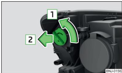 SKODA Fabia 3 Phase 1 (2015-2017) - Remplacement de l'ampoule du feu de jour (phares halogènes) - 1