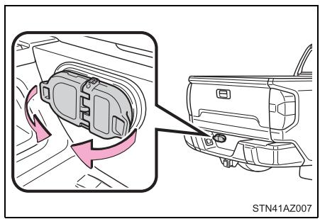 TOYOTA Tundra (2019) - Branchement des feux de la caravane/remorque - 2
