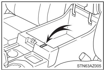 TOYOTA Tundra (2019) - Rangement de console (sièges avant de type individualisés) - 2