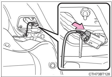 TOYOTA Camry (2023) - Feux de recul (type à ampoule) - 7