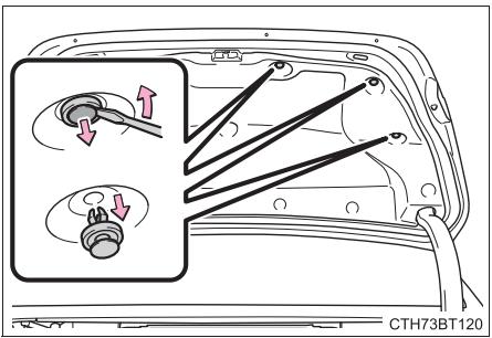 TOYOTA Camry (2023) - Feux de recul (type à ampoule) - 1