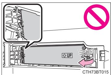 TOYOTA Camry (2023) - Pour éviter d'endommager le cache du filtré - 1