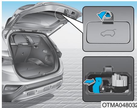 HYUNDAI Santa Fe (2018-2020) - Ouverture d'urgence du hayon - 1