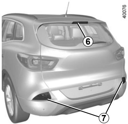 RENAULT Kadjar (2015-2018) - FEUX ARRIÈRE ET LATÉRAUX : remplacement des lampes (3/3) - 1