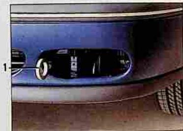 RENAULT Safrane Phase 2 (1996-2002) - Point de remorquage avant - 1