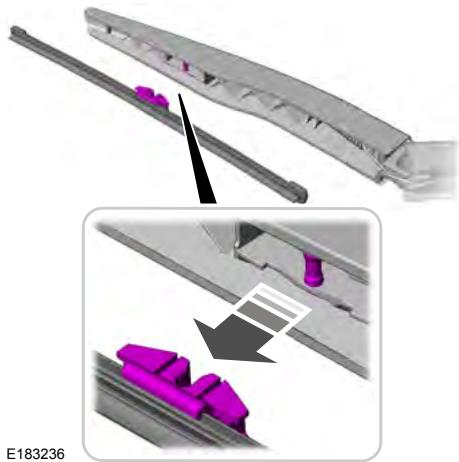 FORD Edge Phase 1 (2015-2018) - Remplacement du balaid'essuie-glace de lunette arrête - 1
