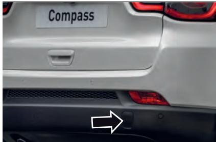 JEEP Compass Phase 1 (2016-2021) - Pose de l'eellet de remorquage - remorquage arrête - 1
