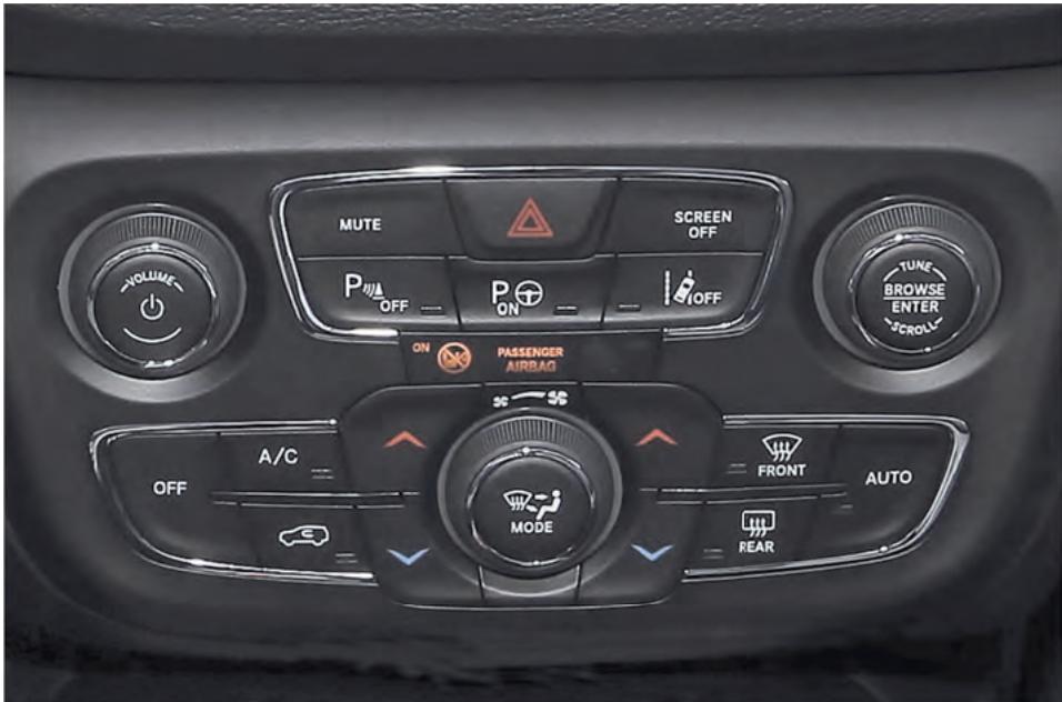 JEEP Compass Phase 1 (2016-2021) - Commandes du climatisationur automatique bi-zone sur la planche de bord - 1