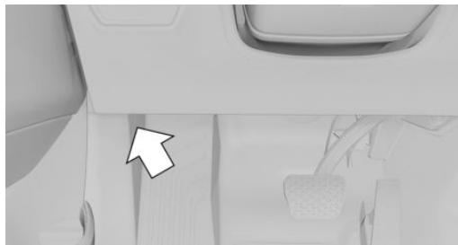 BMW M4 COUPÉ (2021-2024) - Emplacement - 1
