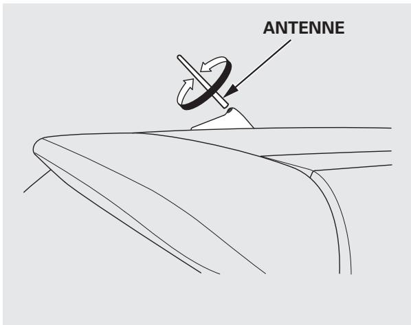 Acura RDX (2012) - Remplacement d'une ampoule de lampe de plaque d'immatriculation arrête - 3